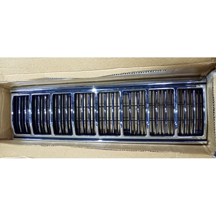 Grill Cherokee XJ