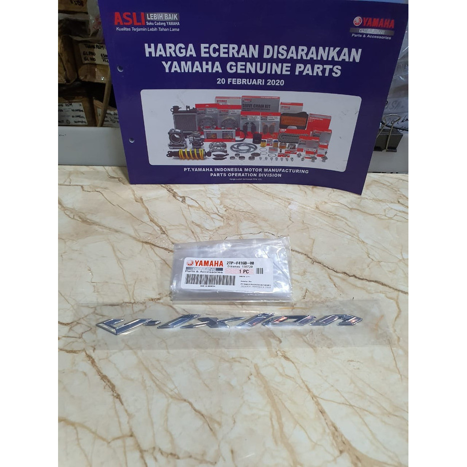 Ready Stock Stiker Emblem Body New Vixion Nva Asli Ori Yamaha 2Tp-F416B-00