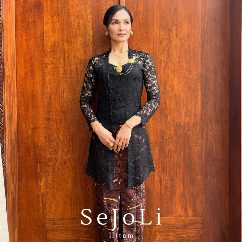 Baju Tradisional Kebaya Halus & Dingin KEBAYA BALI SEJOLI PREMIUM KEBAYA KUTUBARU PANJANG KEBAYA