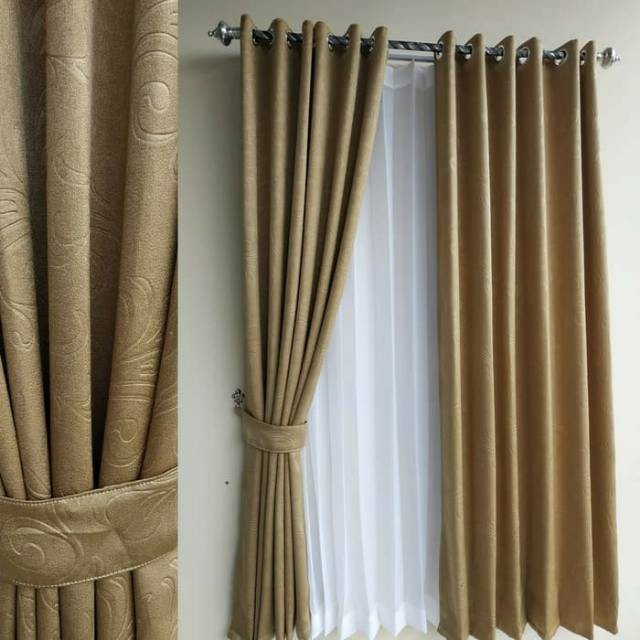 TERLARIS gorden polos tebal blackout premium - gold, 6 lipat x 50cm