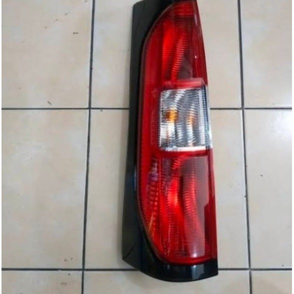 LAMPU STOP STOPLAMP FORD EVEREST 2009 2010 2011