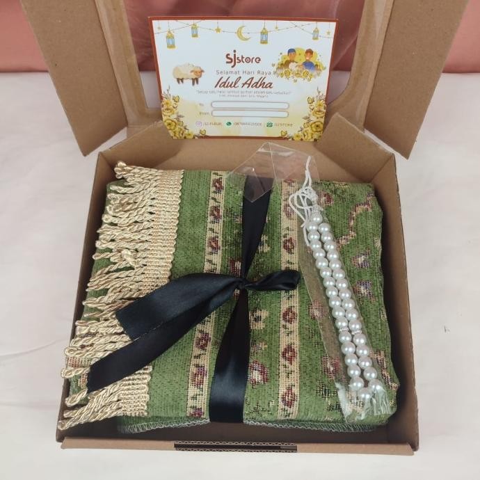 

Sale! Box Paket Set Eid Idul Adha Souvenir Sajadah Hampers