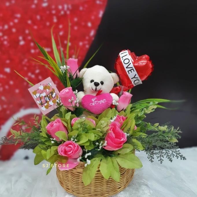 

Sale! Keranjang buket bunga mawar valentine ulang tahun anniversary boneka