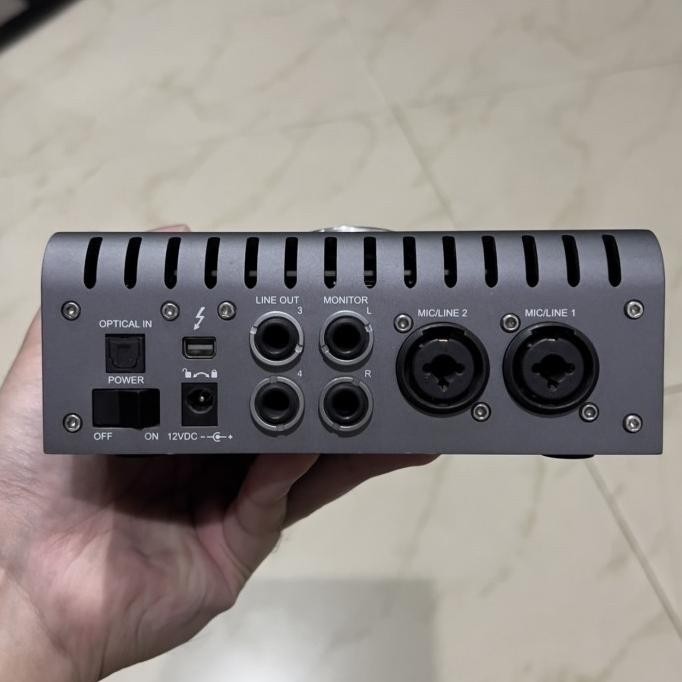 Universal audio apollo twin x quad processing heritage Soundcard bekas