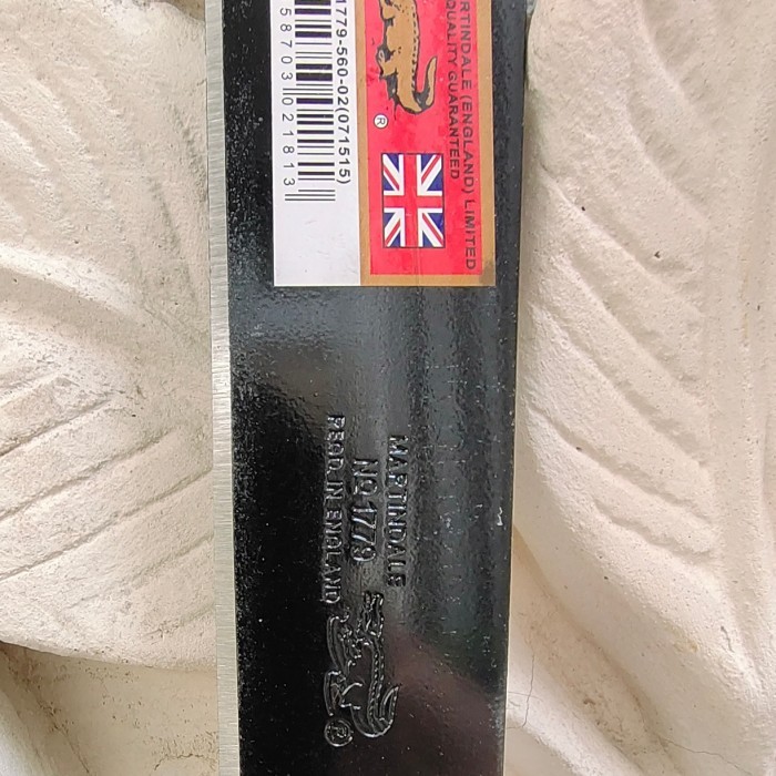 BERMUTU Parang Machette Golok Impor Malaysia Cap Crocodile Besi Tebal dan Kuat