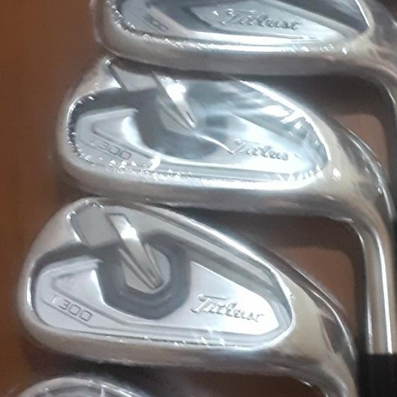 N Titleist T300 Ironset Steel Nspro New