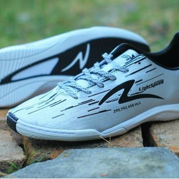 Promo Sepatu Futsal Specs Lightspeed Reborn In Silver/ Specs Sepatu Futsal