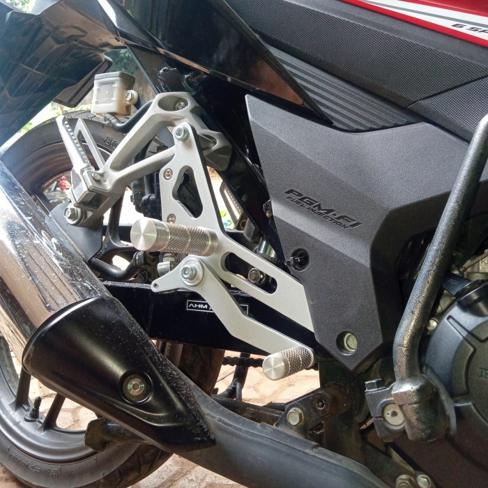 footstep underbone sonic 150r GTR 150r ub custom plat besi