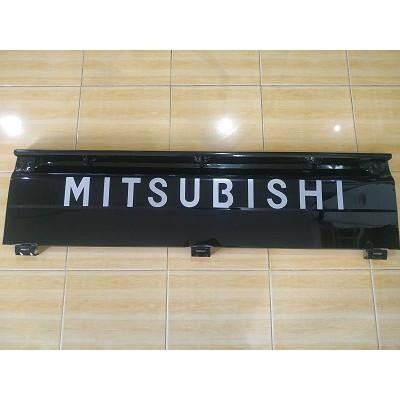 Pintu Bak Mitsubishi L300 Rakitan Karoseri Cat Hitam Tinggal Pasang