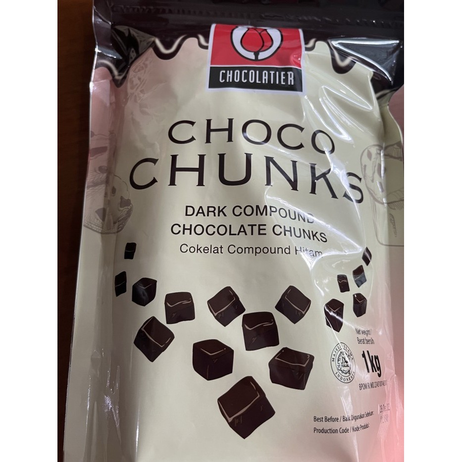 

Tulip Choco Chunks 1 kg ziploc bag dcc dark cooking chocolate compoun