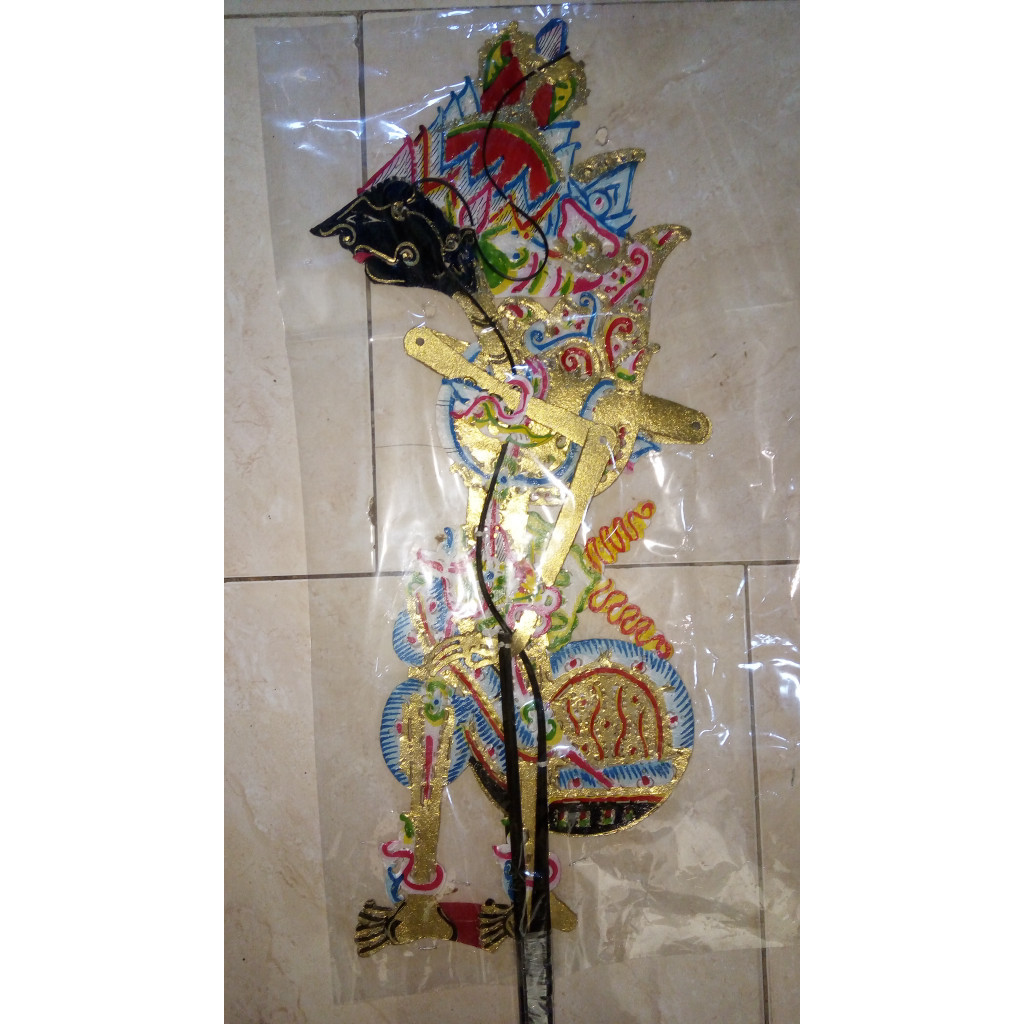 wayang kulit prabu batara kresna /kresna kuning(73 cm)