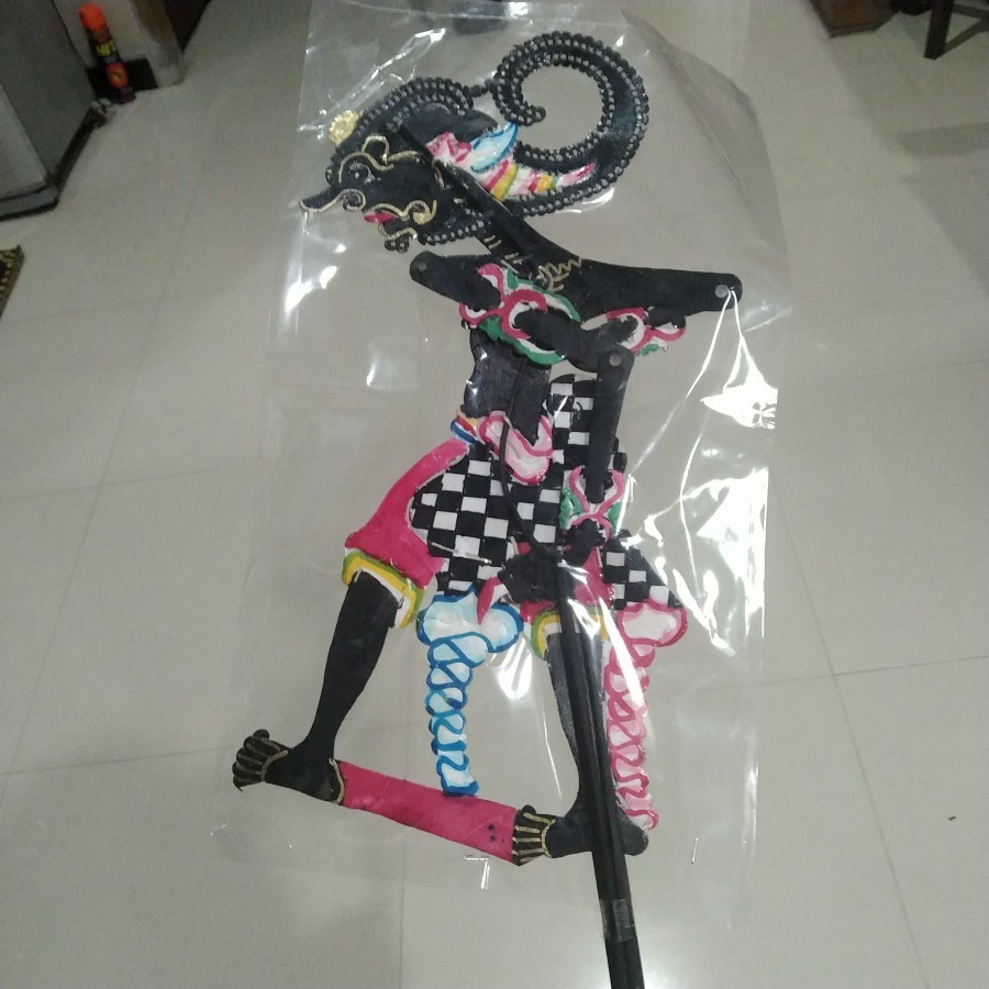 WAYANG KULIT BIMA WERKUDARA HITAM( 45 cm)