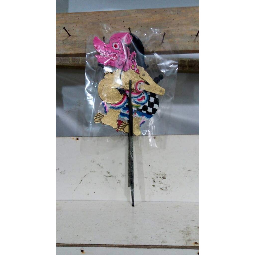 wayang kulit togog (37 cm)