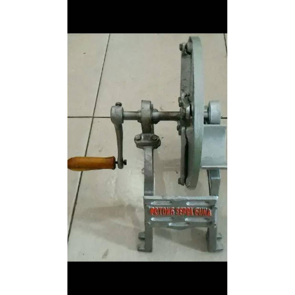 

Mein Eripi Ingong Piang Tela Entang Uun Ubi Alat Perajang