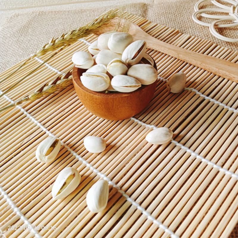 

kacang pistachio fustuk kacang ketawa panggang 1 kg