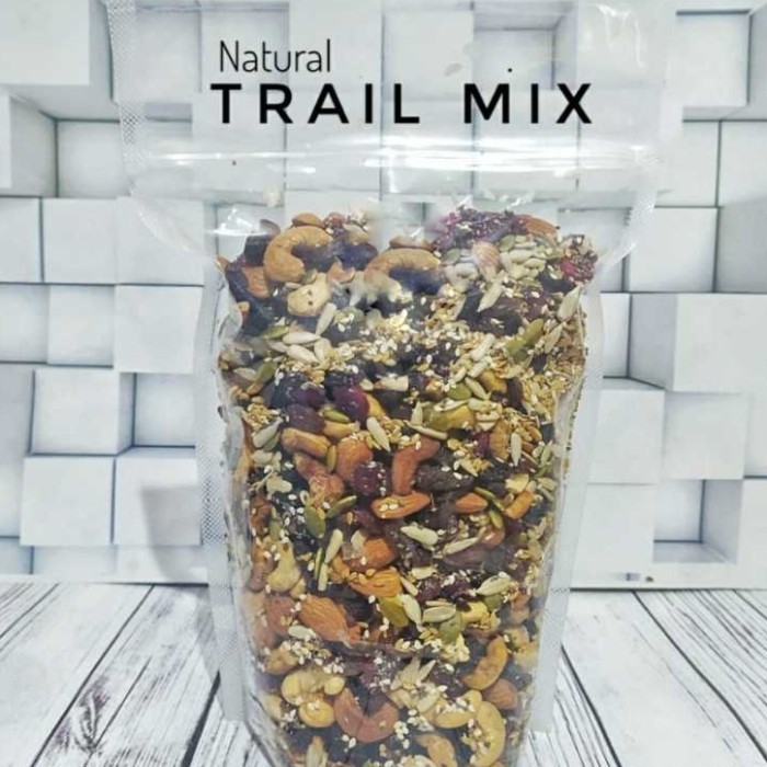 

TRAIL MIX 1KG - ALMOND, CRANBERRY, PUMPKIN SEED, CASHEW, RAISIN, SUNFLOWER SEED TERLARIS