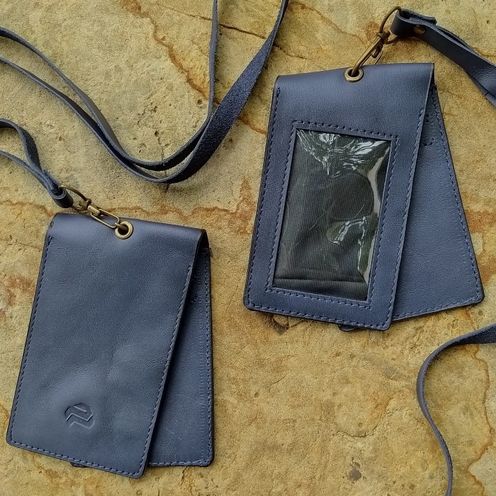 

Double flip id card holder magnet premium name tag lanyard kartu kerja