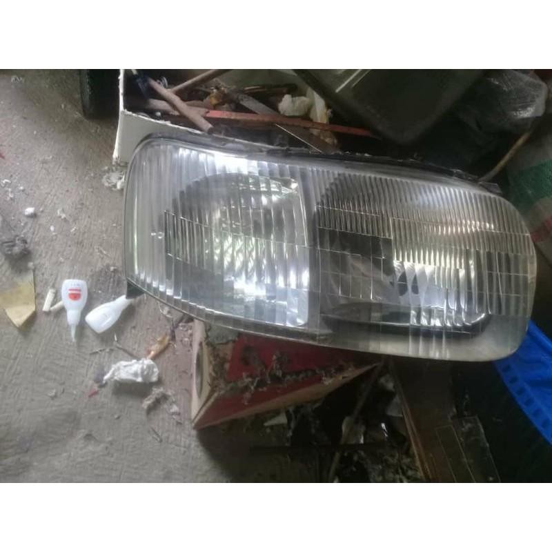 Headlamp Ford Escape Lama