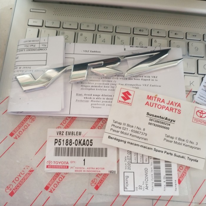 Emblem Logo VRZ FORTUNER