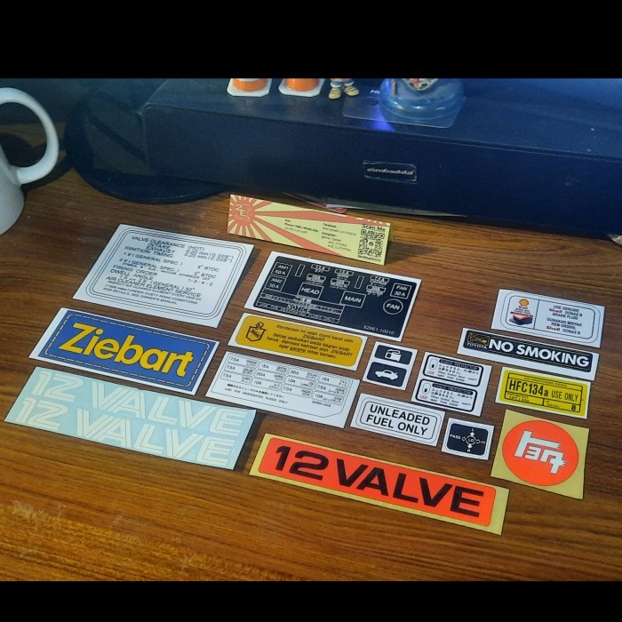 Stiker Toyota Starlet Kapsul Kotak