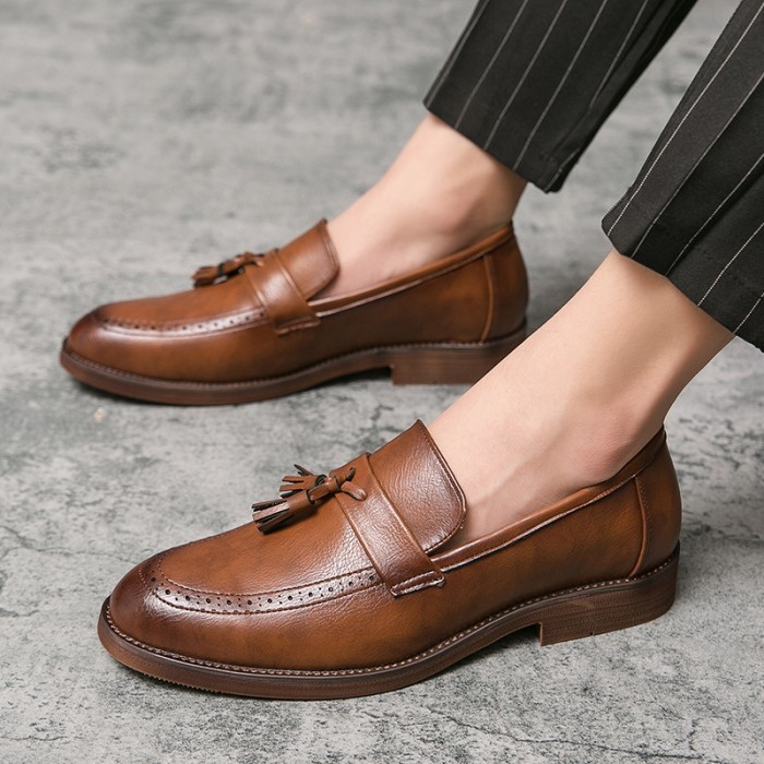 Import Kulit Sapi Asli Sepatu Pria Penny Tassel Loafer Sepatu Pantofel