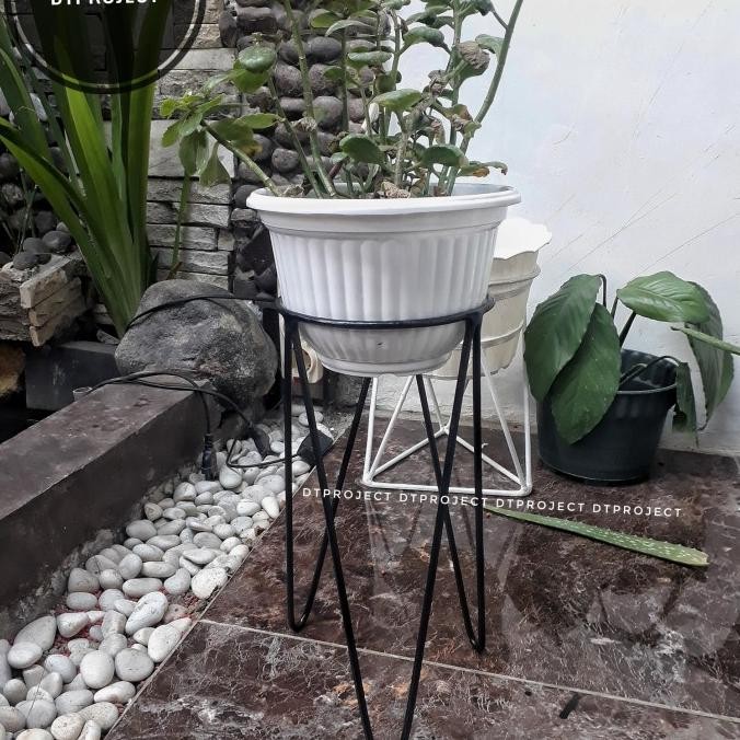 standing planter rak besi rak pot besi custom HT