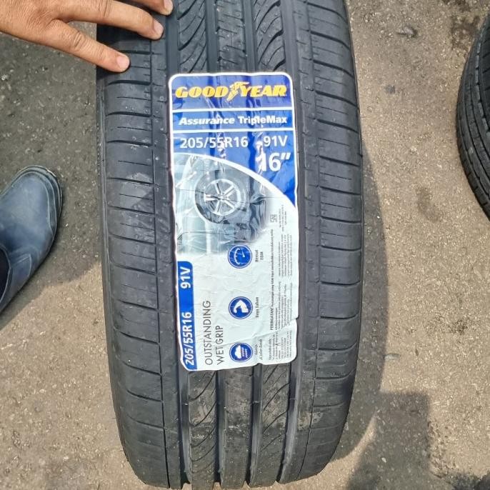 ban mobil goodyear 205 55 16 assurance triplemax