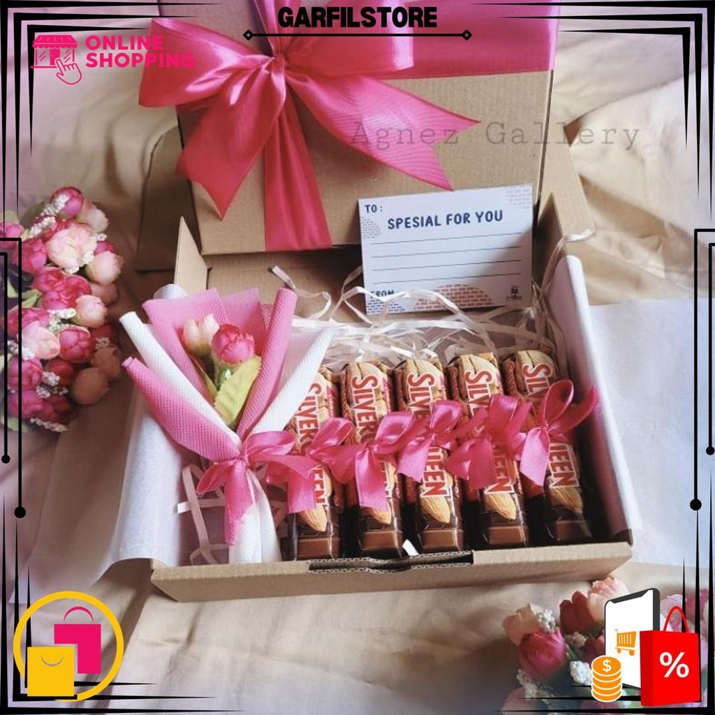 

Hampers Coklat / Hampers Boneka / Kado Valentine / Kado Ulang Tahun / Gift Box / Coklat Silverqueen Chunky D Best Seller