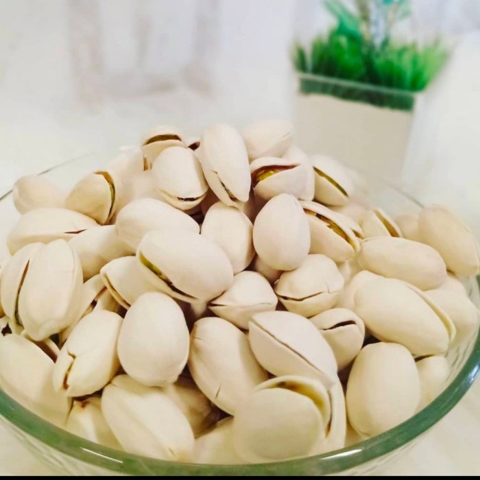 

KACANG PISTACHIO FUSTUK BEST QUALITY 1 KG