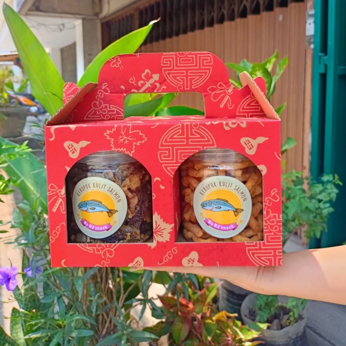

HAMPERS IMLEK SNACK FISH SKIN DAN CHEESE STIK PAKET HEMAT HADIAH IMLEK