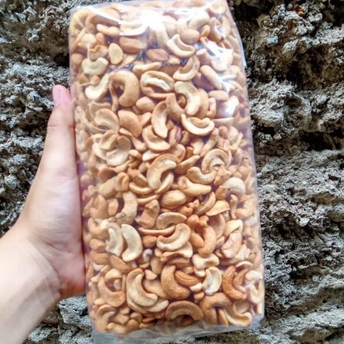 

kacang Mede patahan matang 1 kg MRS02