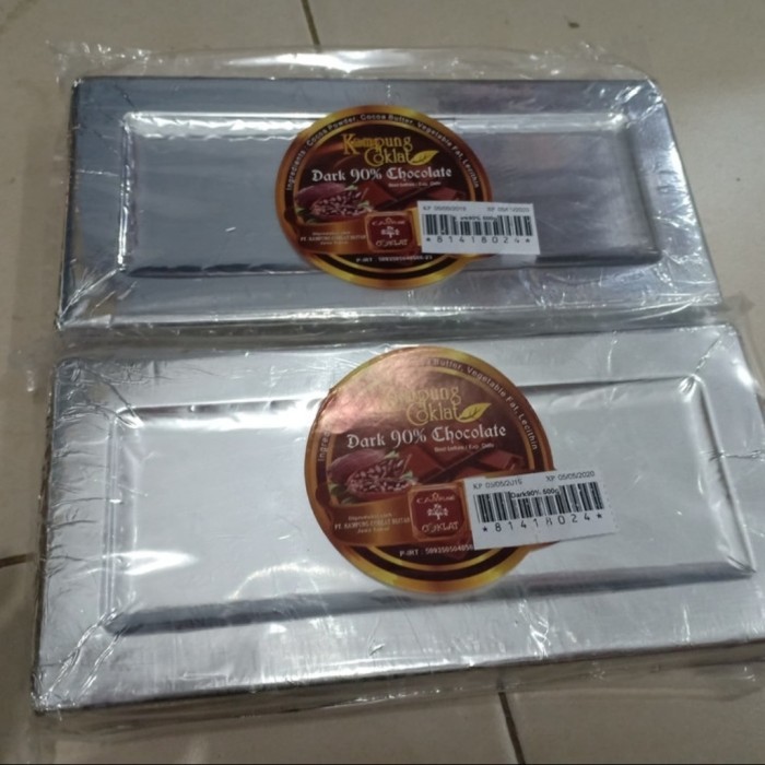 

Dark Coklat 90% blok 1kg - Kampung Coklat Blitar