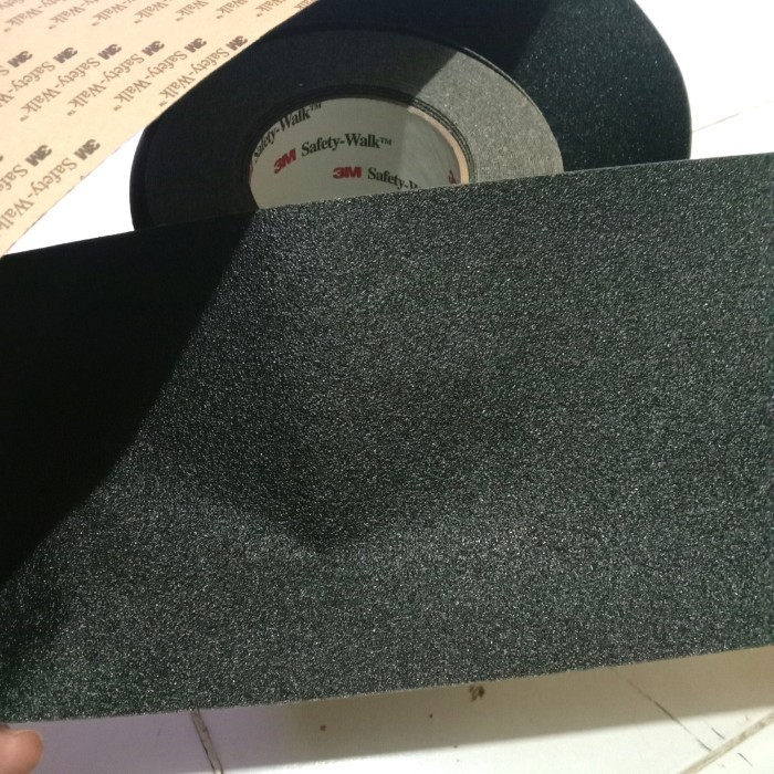 

Wraping 3M - Anti Slip Tangga - Anti Licin - Safety Walk Tape - Tangga 6"X1M