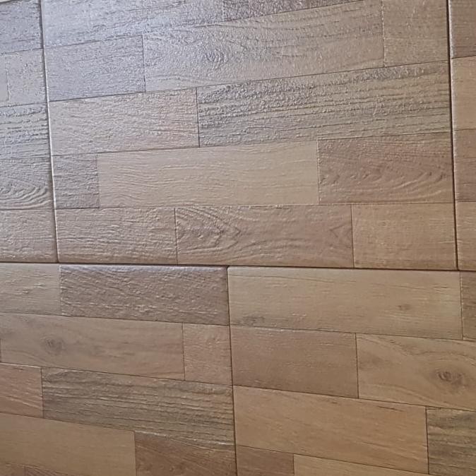 Baru Keramik Lantai Tangga Motif Kayu 25 X 40 Tropical L Brown
