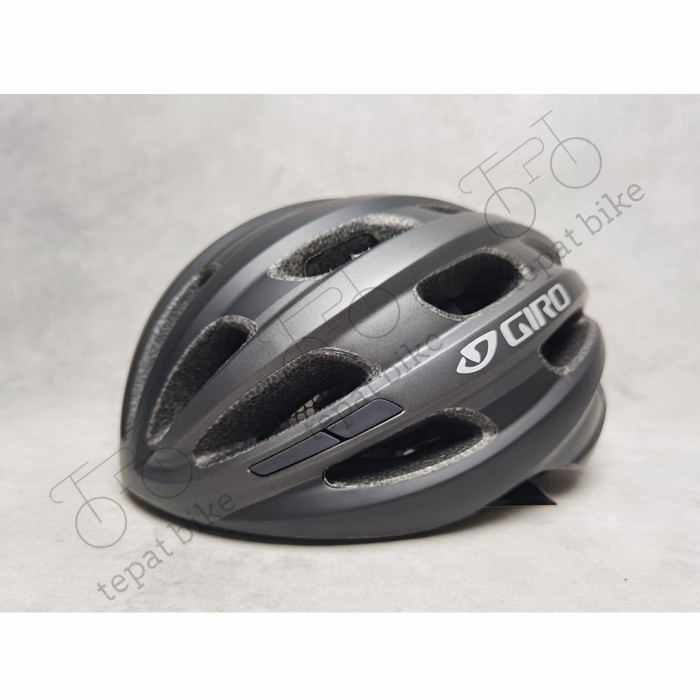 Helm Giro Isode Sepeda