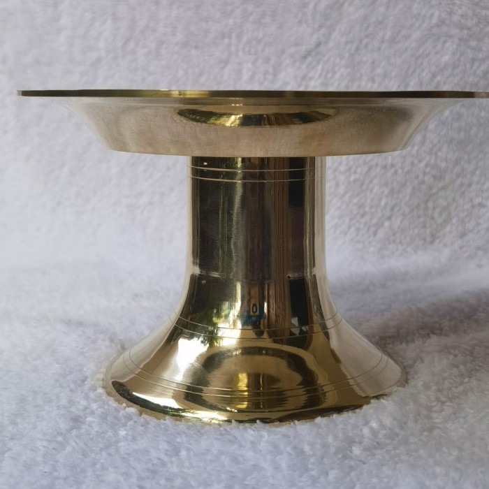 Nampan Bulat Polos Kuningan Diameter 17Cm B-319