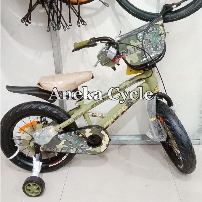 TERLARIS Sepeda Anak Cowok United Tank 16 Sepeda Anak Roda Empat