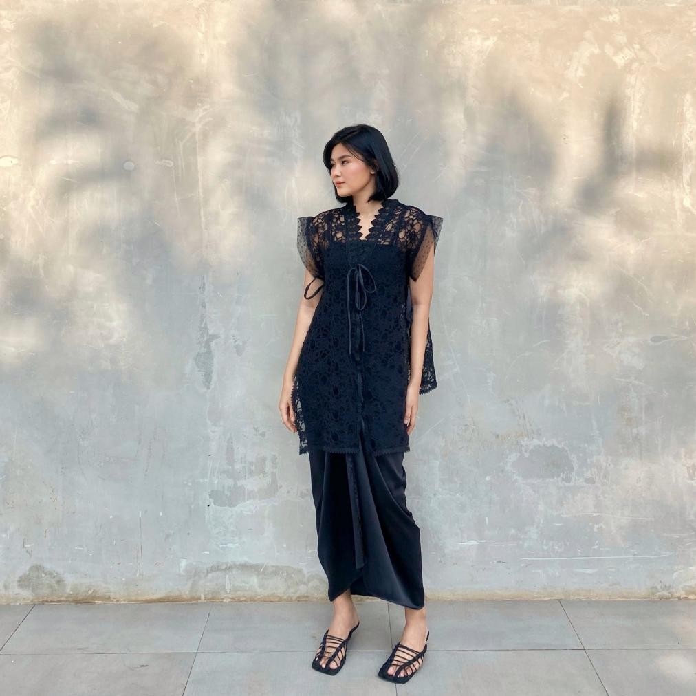 HJK SARATO - Odette Set Outer & Rok