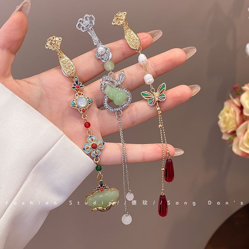 Vintage Chinese Style Pendant Tassel Magnolia Ruyi Brooch for Women