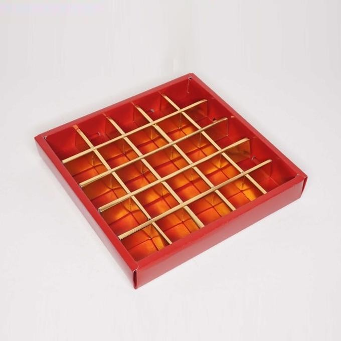 

Box Nastar Kotak Sekat Emas Mika Dus Packaging Cokelat Mochi Isi 25