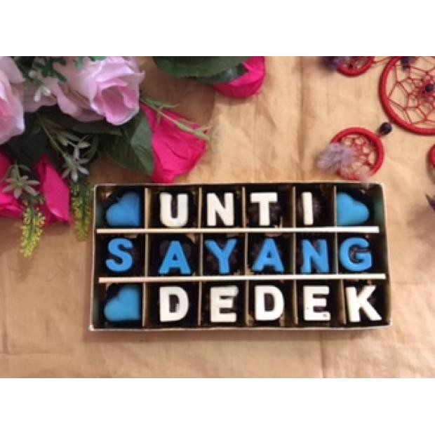 

LI34 Coklat valentine design isi 18 by request tanda cinta dan ulang tahun cokelat huruf ulang tahun valentine Berkualitas