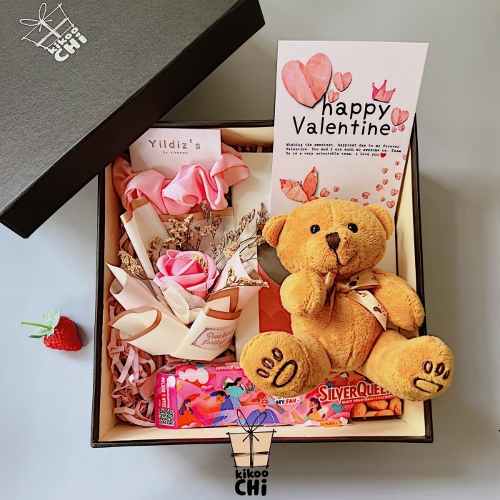 

KIKOOCHI ELLE - HADIAH KADO VALENTINE ULANG TAHUN BUKET BUNGA COKELAT