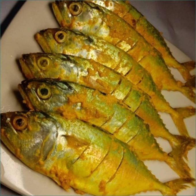 

Ikan Kembung Bumbu Kuning Siap Masak - 500 Gram HF56