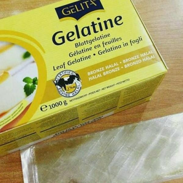 

Gelita Gelatine Sheet Halal 1Kg / Gelatin Lembaran Halal 1Kg (300Lmbr)