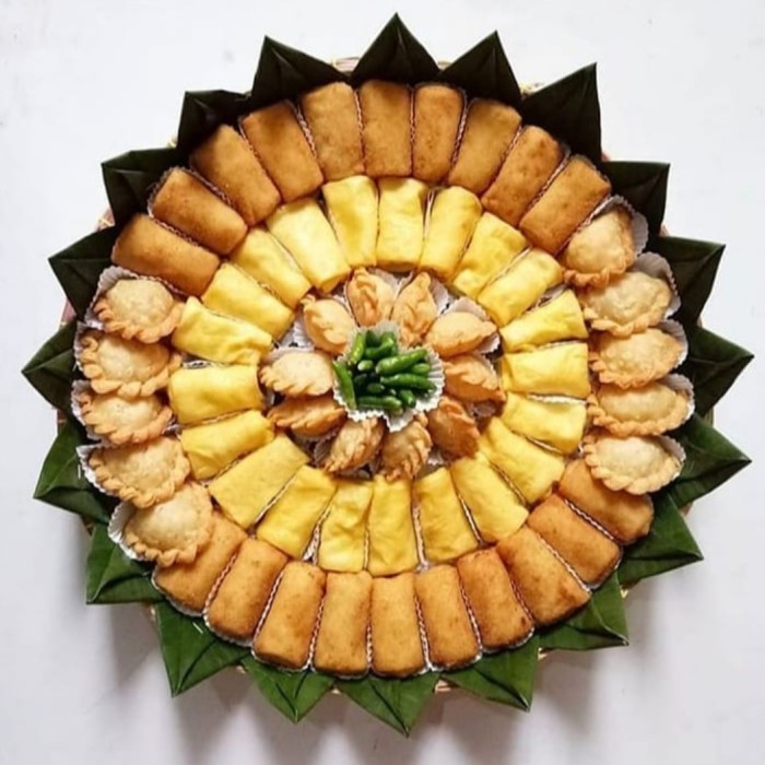 

SALE kue tampah jajanan pasar 60pcs