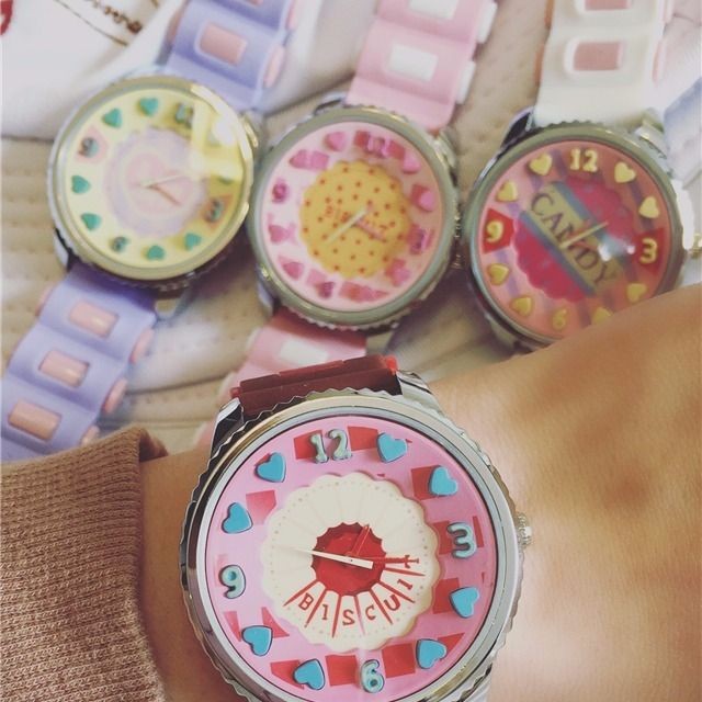 

Jam Tangan Siswa Macaron Warna Kontras Es Krim