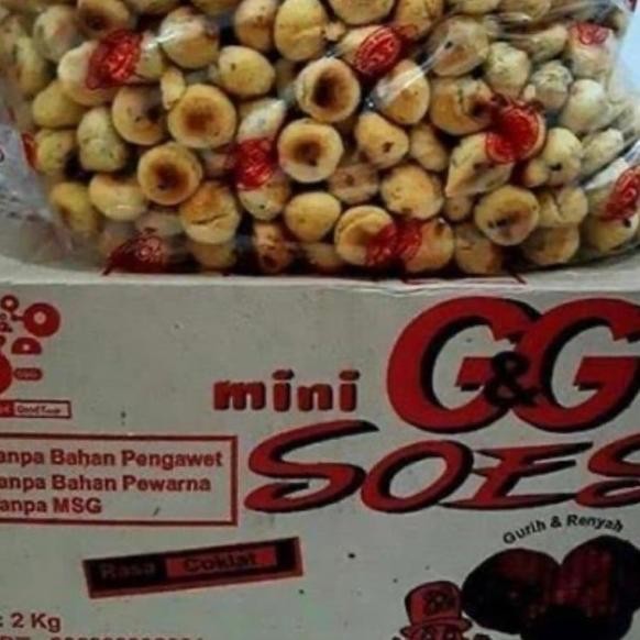 

Kue Sus Kering Isi Coklat 2 Kg/ Soes Gg 1 Dus