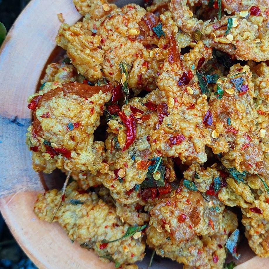 

KERIPIK KULIT PEDAS DAUN JERUK 1KG