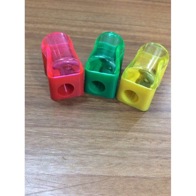 

SERUTAN PENSIL KECIL JOYKO/PENCIL SHARPENER