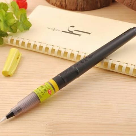 

Terlaris kuretake zig cartoonist brush pen no 22 /24 SALE